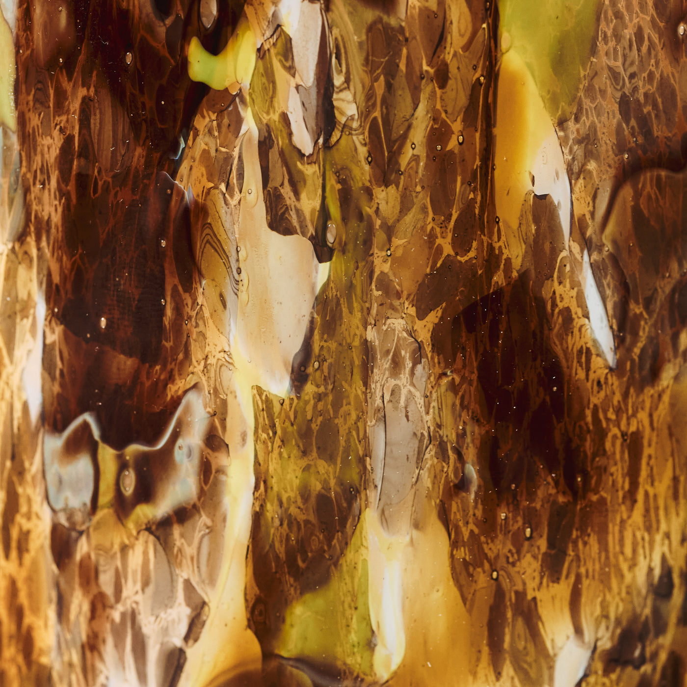 <p>had painted glass</p>
