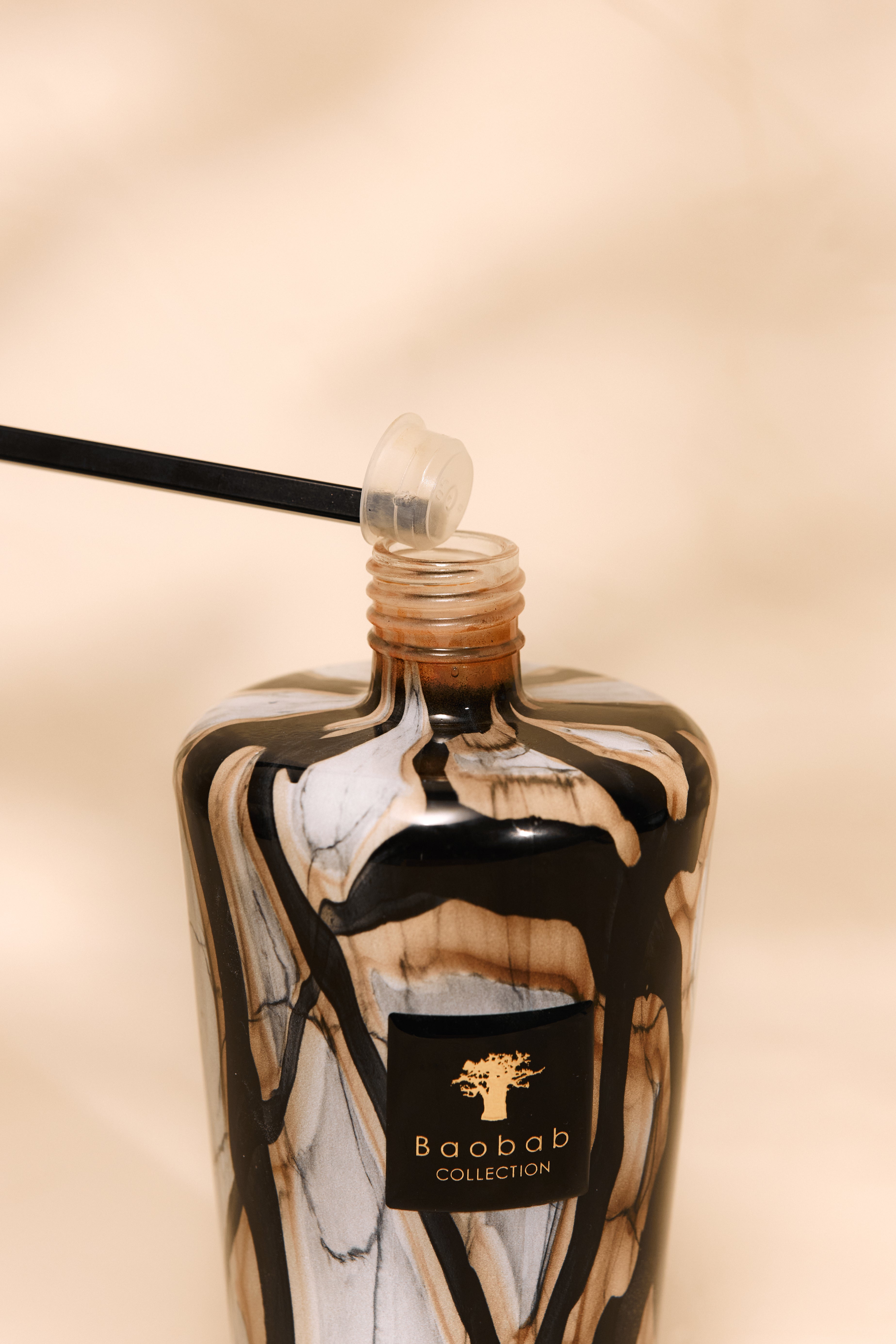 DIFFUSER FEATHERS • Baobab Collection Inc