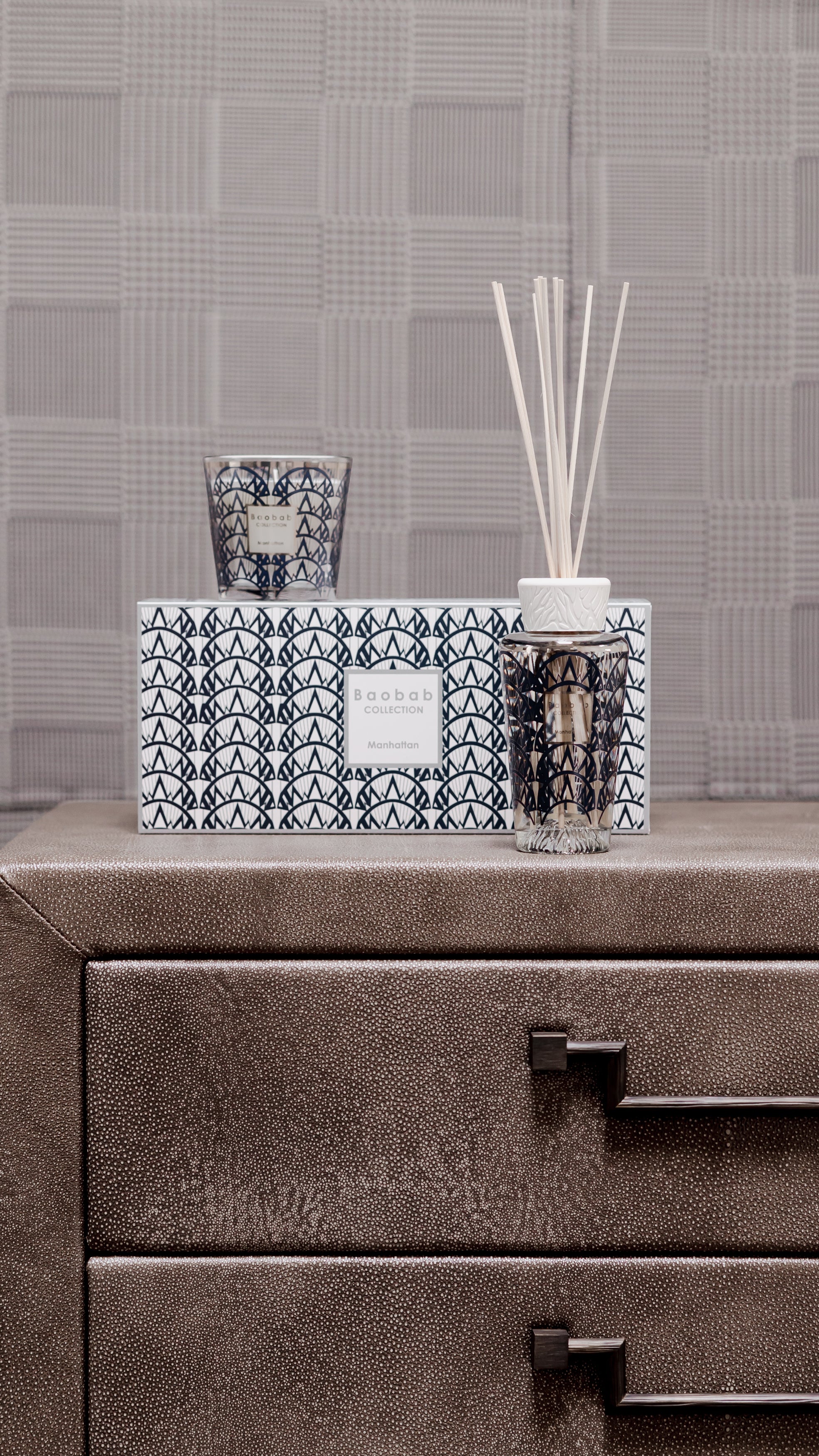GIFT BOX MY FIRST BAOBAB MANHATTAN • Baobab Collection Inc