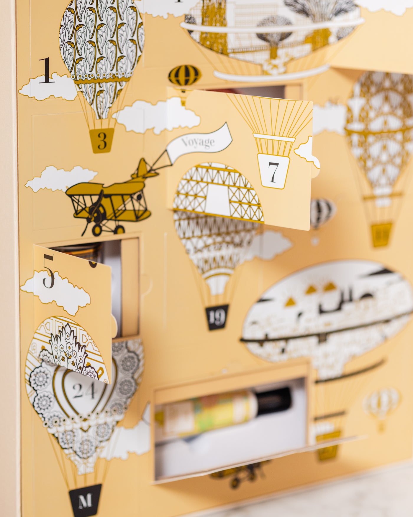 ADVENT CALENDAR VOYAGE EXTRAORDINAIRE