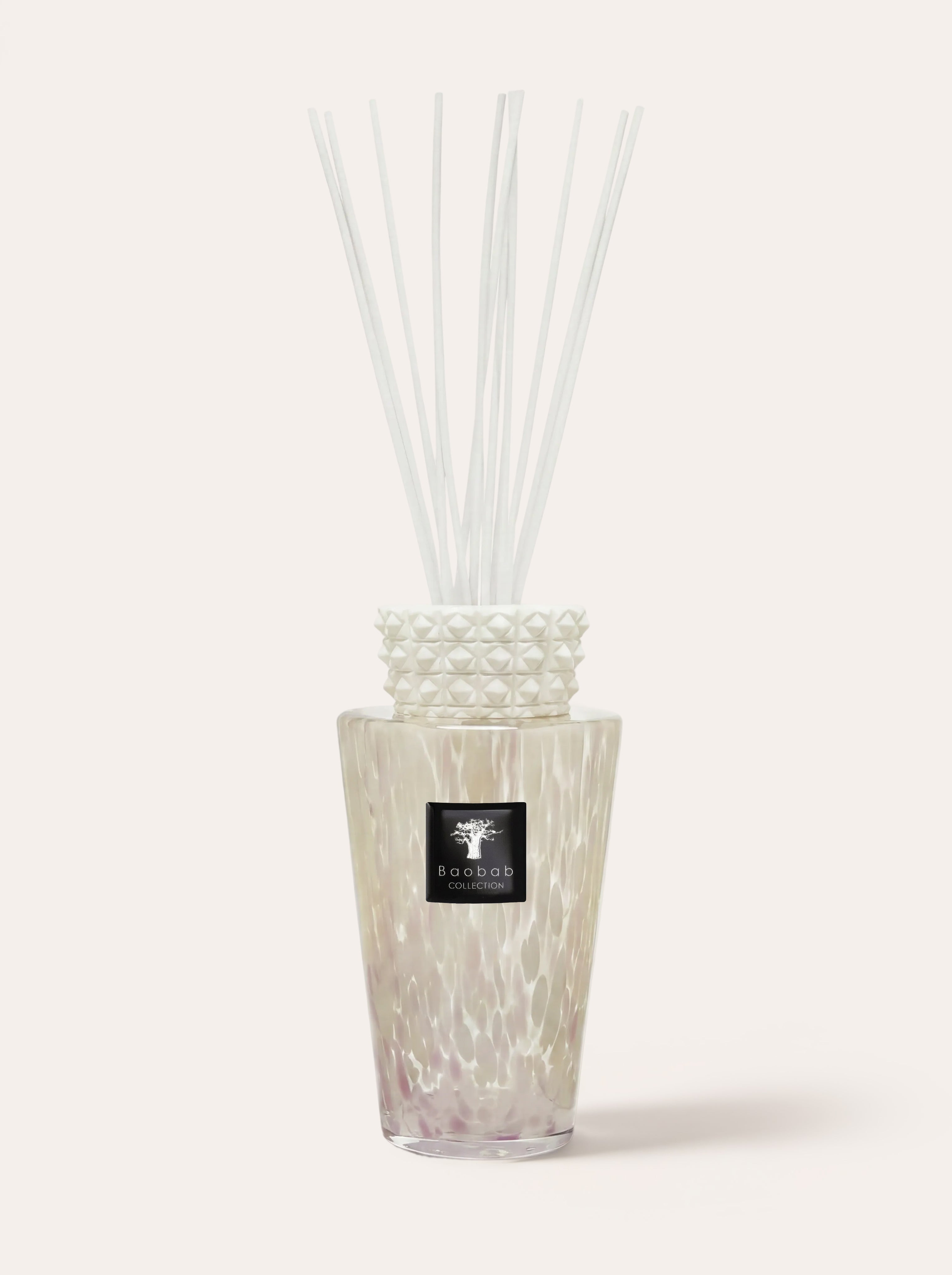 TOTEM WHITE PEARLS • Baobab Collection Inc